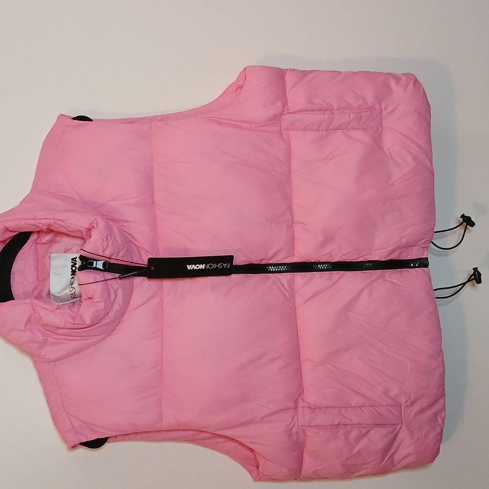 FashionNOVA Pink Puffer Vest Size 1X New